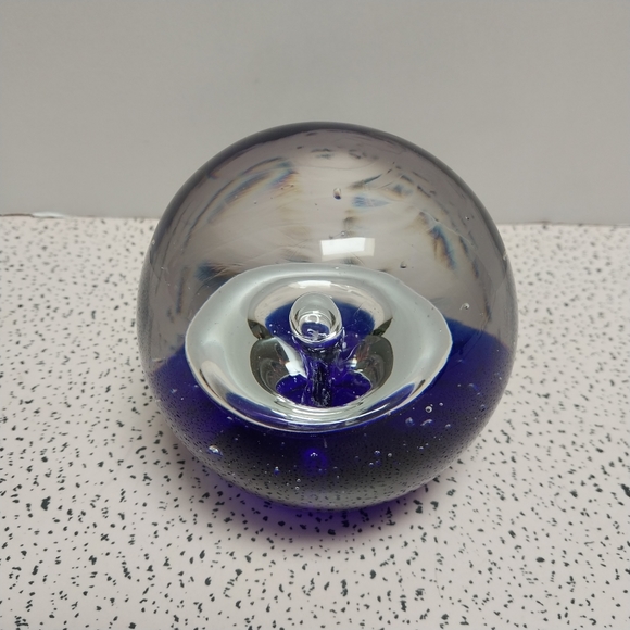 Paper Weight - Picture 2 of 3